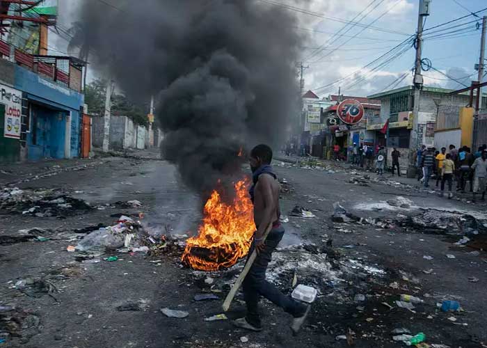 Multitudinarias protestas contra la intervención militar extranjera en Haití