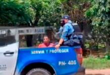 ¡Aterrador! Arrestan a "nica" por matar a golpes a su hijastro en Honduras