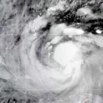 Julia se fortalece y se convierte en huracán categoría 1