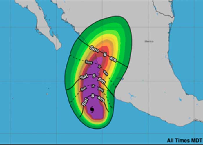 Huracán Roslyn se intensificó a categoría 3 azotando el pacífico de México