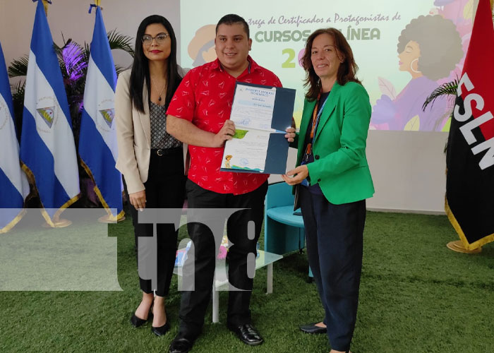 Entregan certificación del MINIM Nicaragua sobre prevención de la violencia