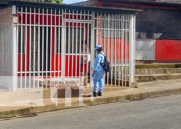 Jornada de fumigación y abatización en barrios de Managua