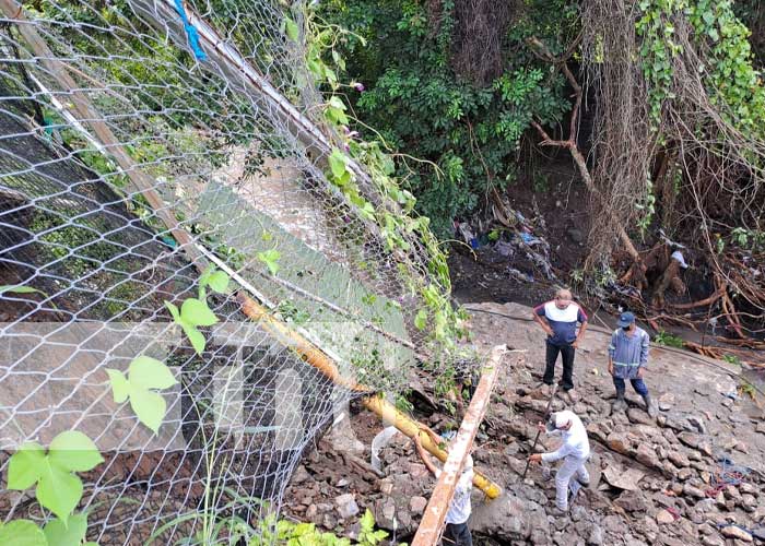 Muro perimetral del estadio municipal de Boaco sufre daños