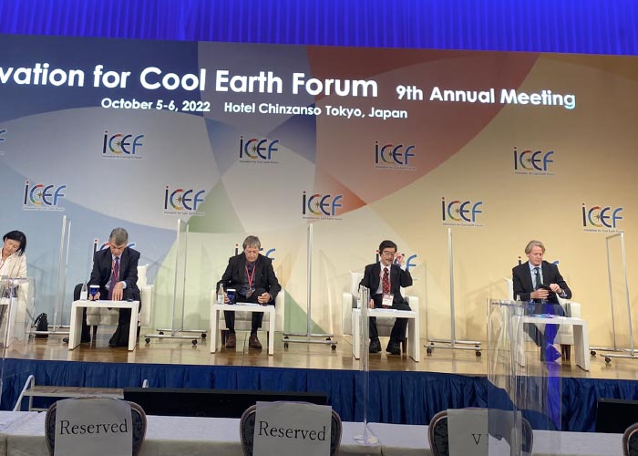 Panelistas de la 9ª Reunión Anual del Foro de Innovación para una Tierra Fría (ICEF) 2022