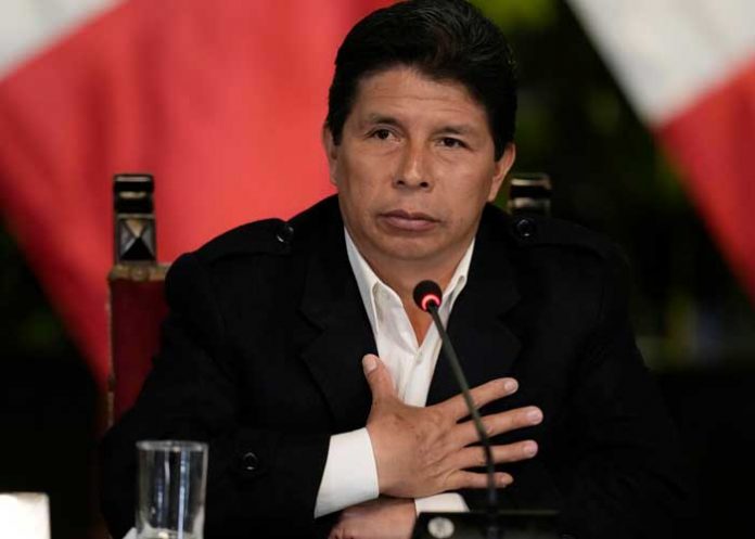 Presidente de Perú denunció 