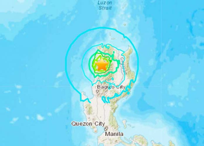 Pánico al norte de filipinas tras un poderoso sismo de magnitud 6.5 grados
