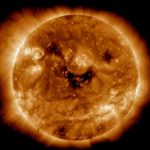 La NASA capta una imagen de la 'sonrisa' del Sol 