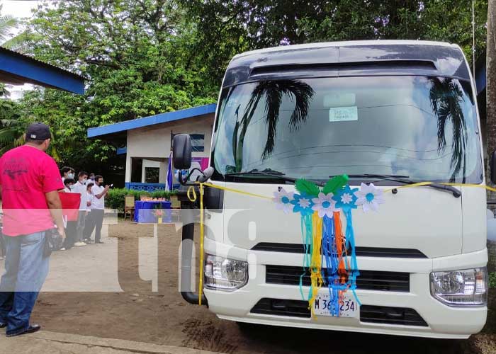 Transporte para movilizar estudiantes en escuela de El Viejo, Chinandega