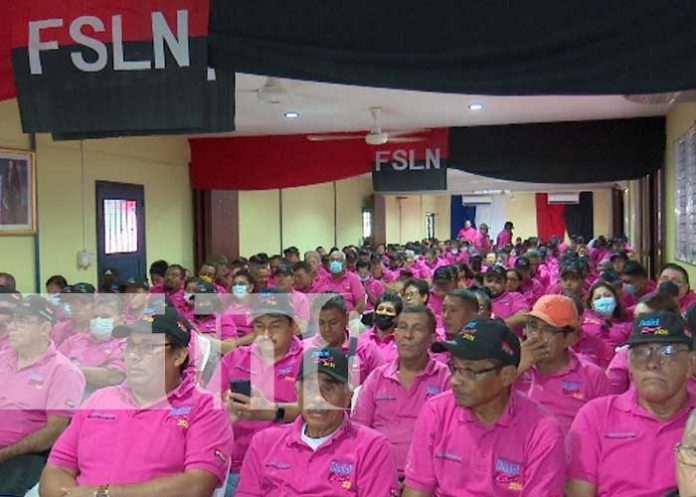 Transportistas de Managua apoyan la fórmula del FSLN