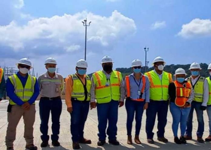 Gobierno de Reconciliación visitó la Planta de Energía a base de gas natural en Puerto Sandino
