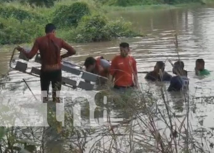 Hombre muere ahogado al cruzar la corriente de una Laguna en Rivas