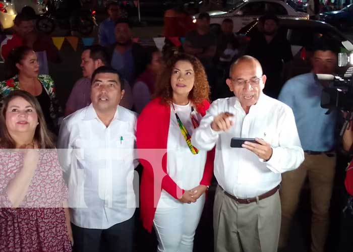 ¿Quién causa tanta alegría? Altares son inaugurados en Managua