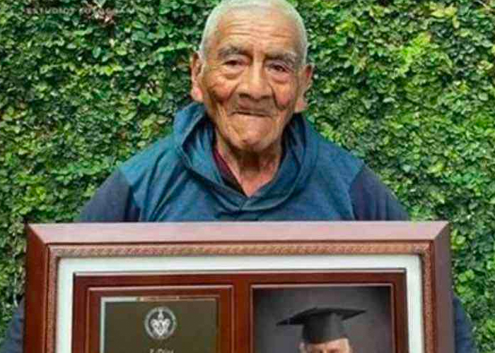 Abuelito de 84 años consigue título como ingeniero
