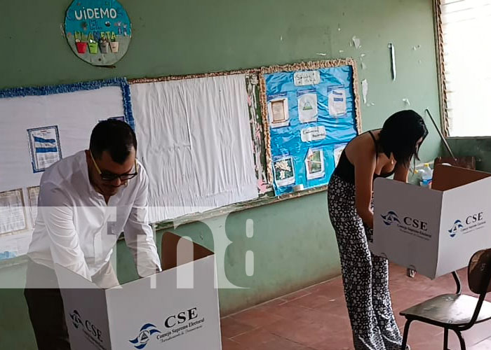 Familias de Carazo ejercen su derecho al voto en estas Elecciones Municipales 2022