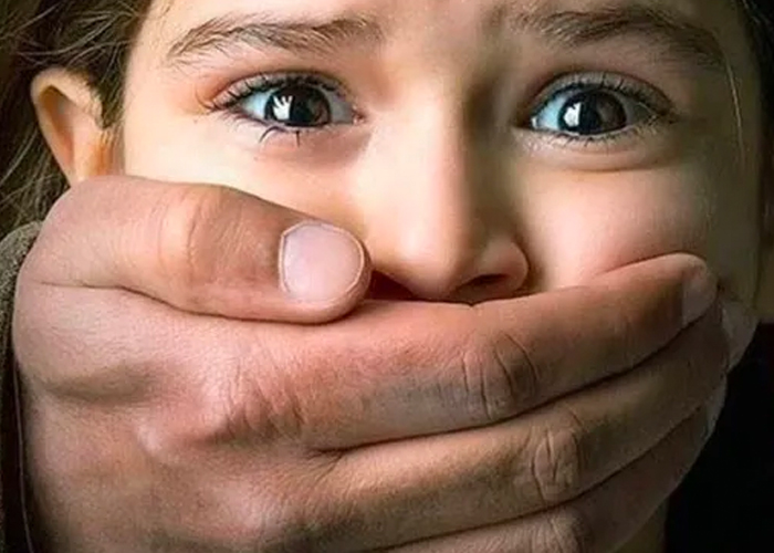 Padre adoptivo abusó sexualmente de 18 menores en Florida