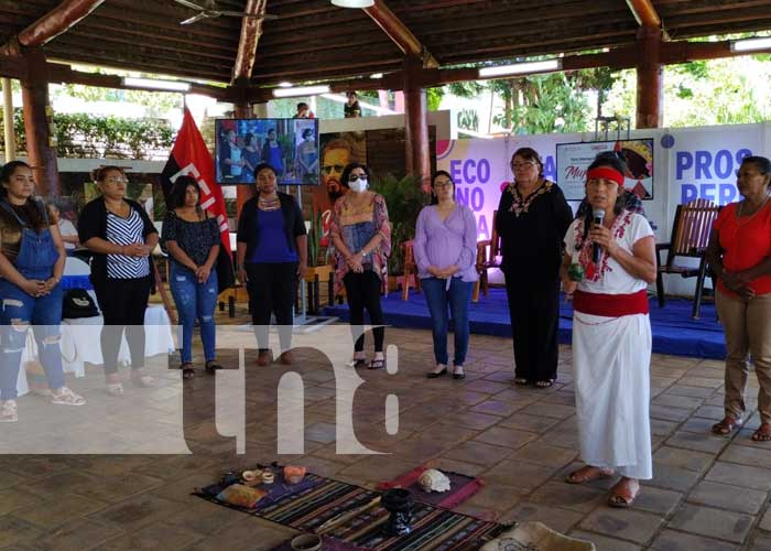 Managua: Realizan Tercer Foro de Economía Familiar con mujeres indígenas