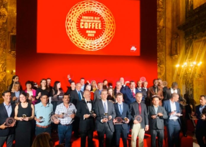 Café nicaragüense es seleccionado entre los mejores del mundo en Concurso Internacional