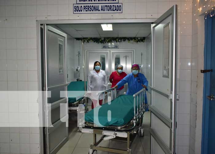 Autoridades del HEODRA reciben equipos médicos en León