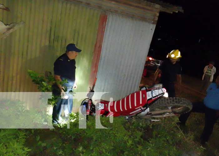 Un motociclista fallecido y un lesionado en accidente en la Libertad, Chontales