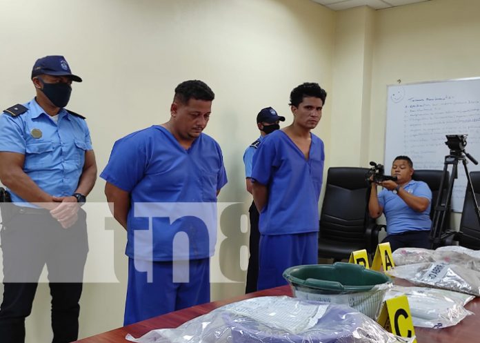 Capturan a dos delincuentes por tráfico de drogas en Managua