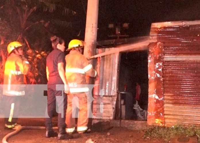 Anciana termina quemada tras registrarse un incendio en el barrio Memorial Sandino