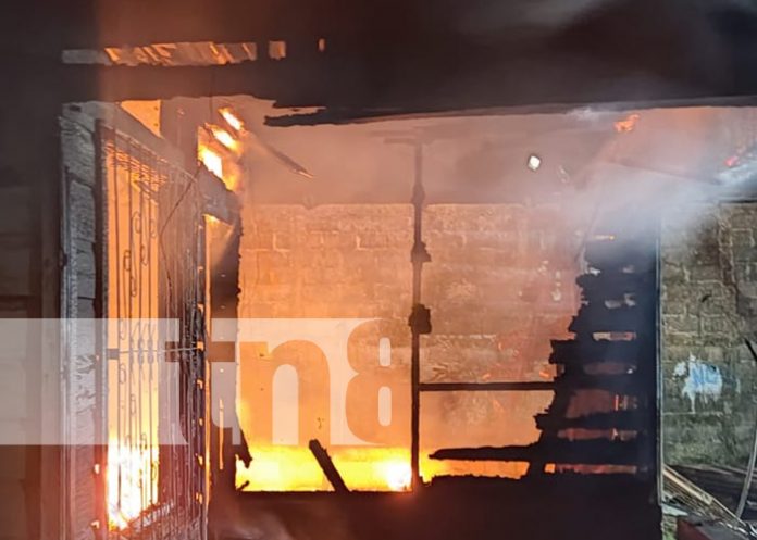Sujeto origina incendio en una vivienda en la ciudad de Bilwi y se da a la fuga