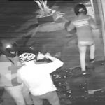 Le arrebatan motocicleta en la puerta de su casa a un joven de Managua