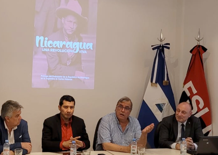 Presentan el libro: Nicaragua, una Revolución Viva, en Argentina