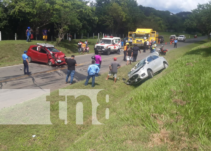 11 lesionados en brutal accidente de tránsito en carretera Diriamba-Boquita