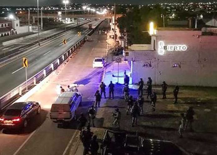 Irrumpen a balazos un club nocturno en Guanajuato dejando a seis muertos