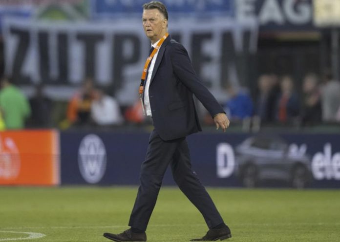 Holanda se alista para su debut mundialista