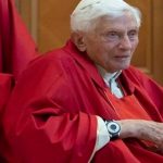 Ante un tribunal se defenderá el papa Benedicto XVI acusado de pederastia