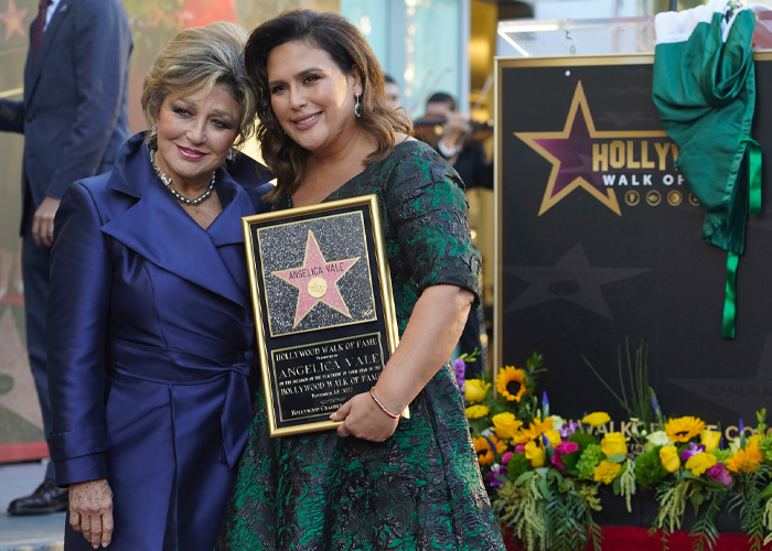 Angélica recibe su estrella en el Paseo de la Fama de Hollywood