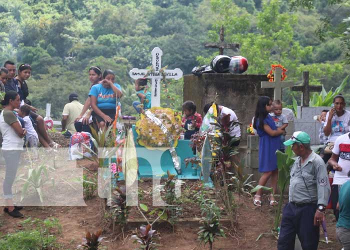Cementerio de Siuna recibe la visita de familias