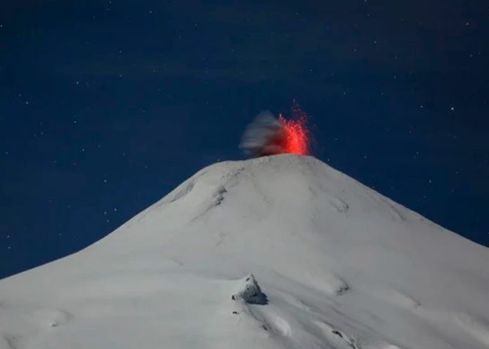 Alerta amarilla en Chile por posible erupción del volcán Villarrica