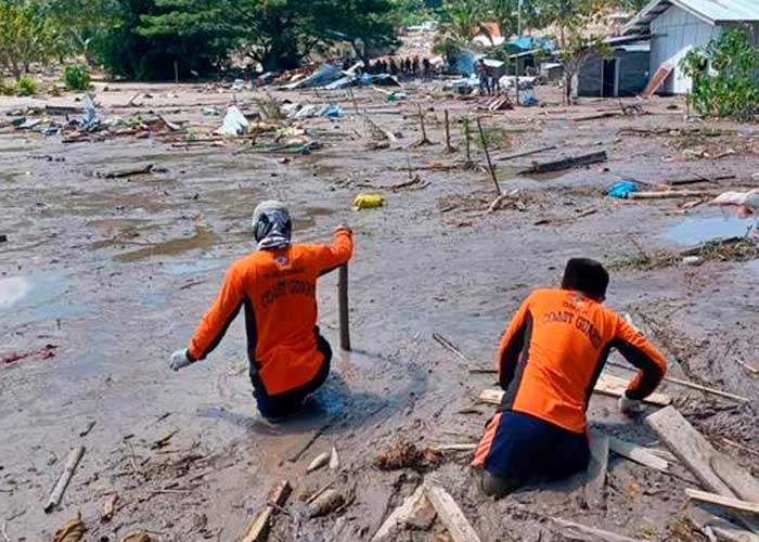 Tormenta tropical Nalgae azotó Filipinas dejando más de 100 muertos
