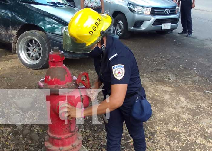 Supervisión de hidrantes en el Mercado Israel Lewites