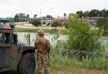¡No quieren migrantes!: Texas pondrá tanques de guerra en la frontera
