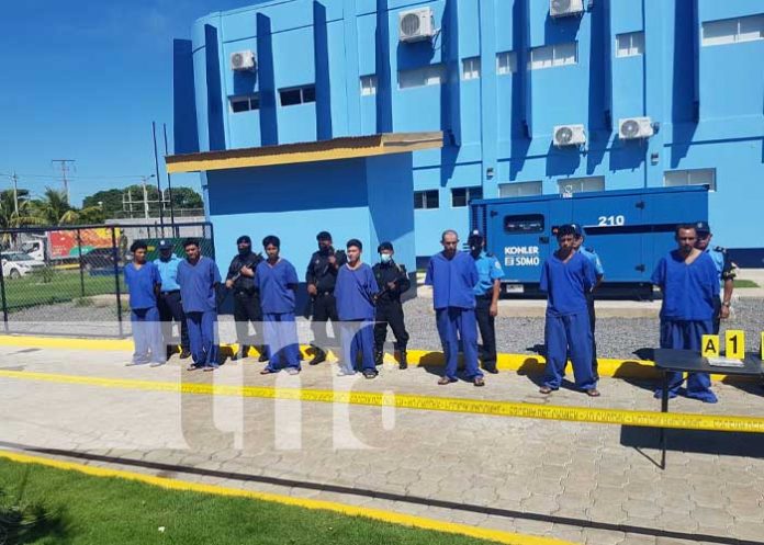 Policía de León y Bluefields trabaja para garantizar la seguridad