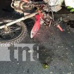 Motociclista muere al estrellarse en la parte trasera de un camión en Wiwilí