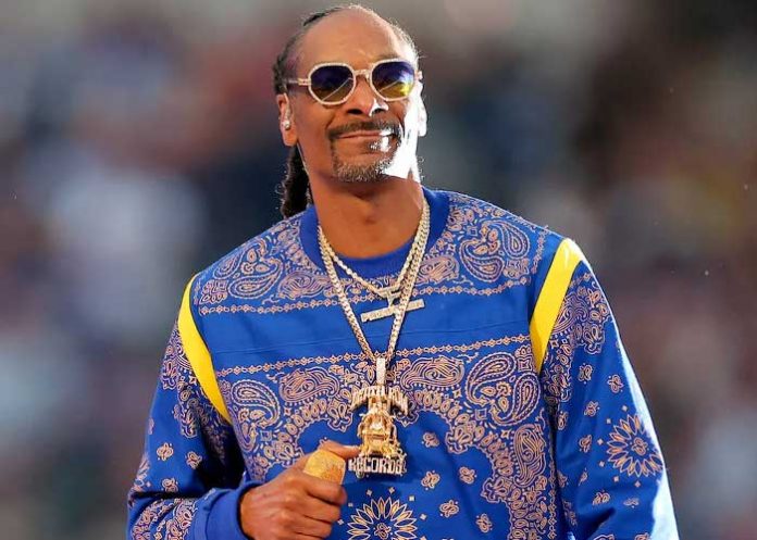 Snoop Dogg lanza su nuevo ginebra llamado 