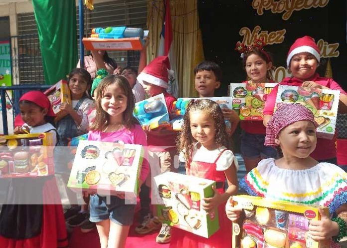 Foto: 61,475 niños de Chinandega recibieron un juguete en vísperas de la navidad / TN8