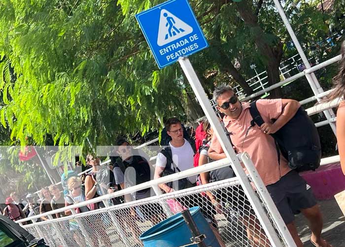 Turistas se trasladan a la bella Isla de Ometepe para despedir el 2022