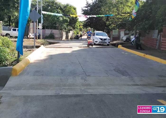 Tres calles de concreto hidráulico se inauguran en el Bo. Hialeah de Managua