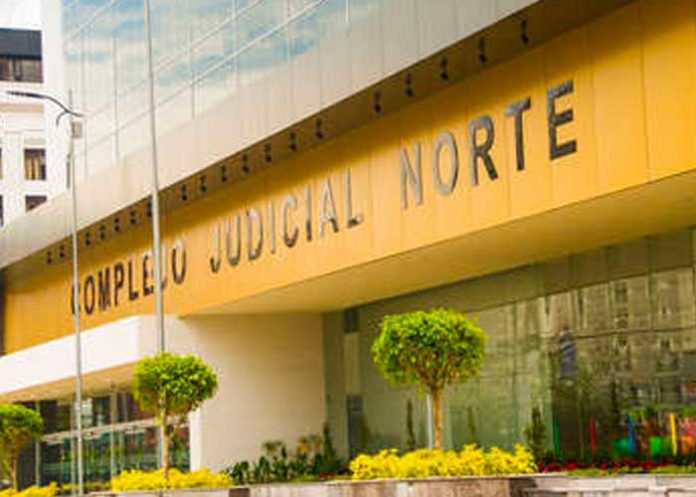 Acusado en Ecuador de abusar de una paciente 