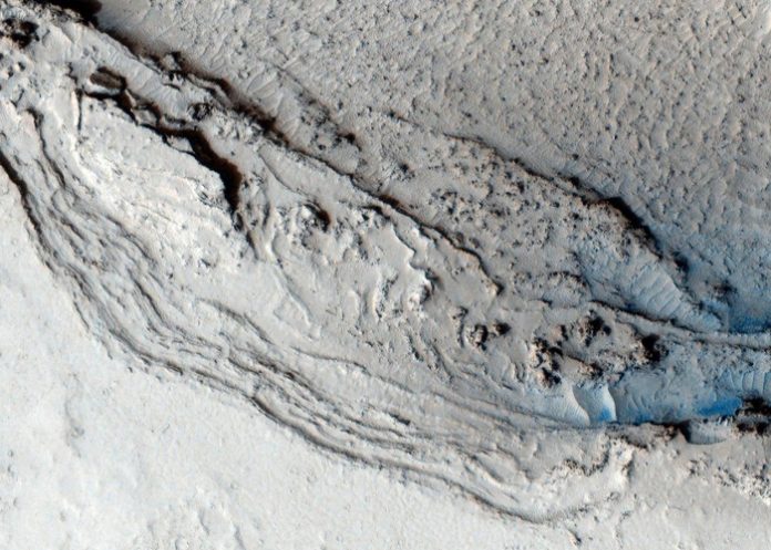 Detectan en Marte un área de actividad volcánica