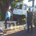 Foto: Accidente de tránsito cerca de la Rotonda Universitaria, en Managua / TN8