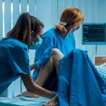 Irrespetuosas enfermeras en Estados Unidos graban un TikTok en pleno parto