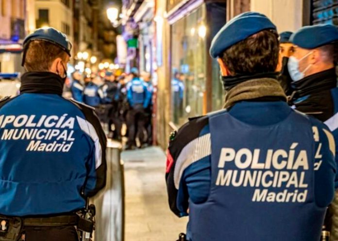 Arrestan en España una mujer después de intentar degollar a un hombre