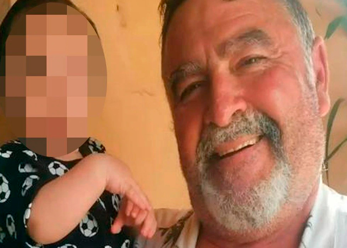 Abuelo muere junto a su nieto tras pasar 16 horas en un carro en España